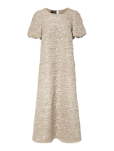 Pieces Gretchen mekko - shampanja - maksimekko - joustava - juhlamekot - lifestyle - IHANA Store - kotimainen verkkokauppa