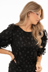 Capri Collection Chateau pusero - musta - juhlapaita - naisten vaatteet - IHANA Store - kotimainen verkkokauppa - lifestyle - naisten pukeutuminen
