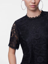 Pieces Olline t-paita - musta - pitsipaita - naisten muoti - pukeutuminen - lifestyle - IHANA Store
