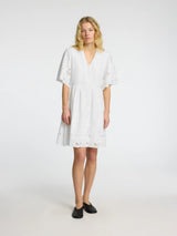 Selected Femme Dahlia mekko - valkoinen - naisten muoti - vaatteet - lifestyle - IHANA Store